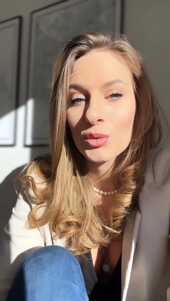 Leaked Camille santoro private photo viral onlyfans