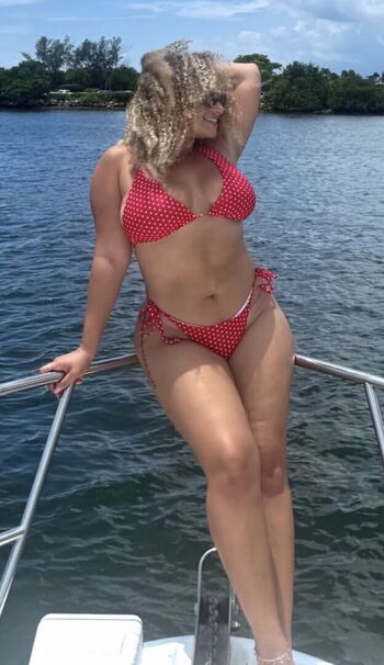 Leaked Camille woodward page private photo viral onlyfans