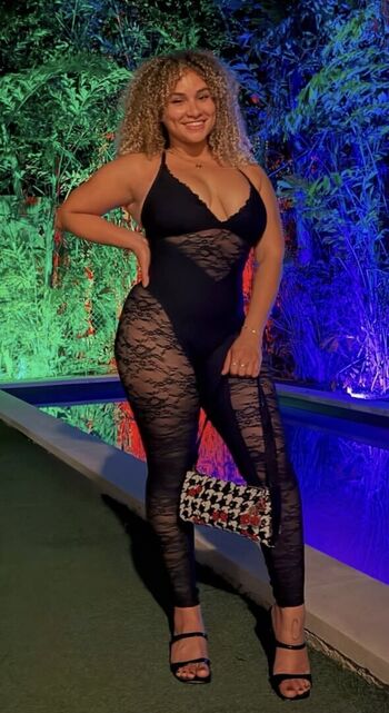 Leaked Camille woodward private photo viral onlyfans