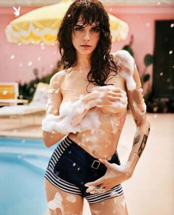 Leaked Cara delevigne private photo viral onlyfans