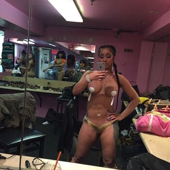 Leaked Cardi b  page private photo viral onlyfans