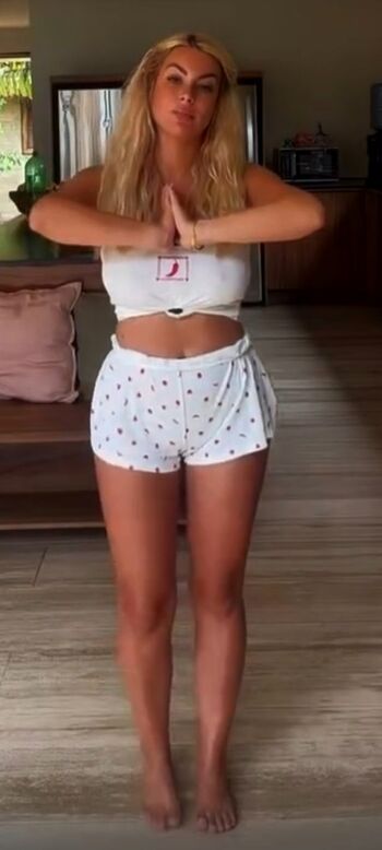 Leaked Carla moreau private photo viral onlyfans