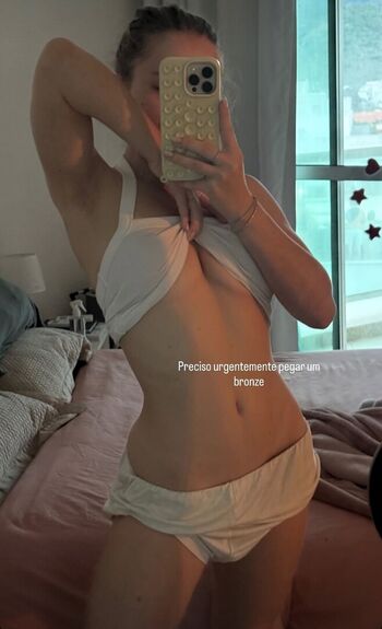 Leaked Carla voicu private photo viral onlyfans