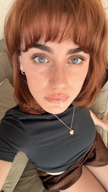 Carla Vyx