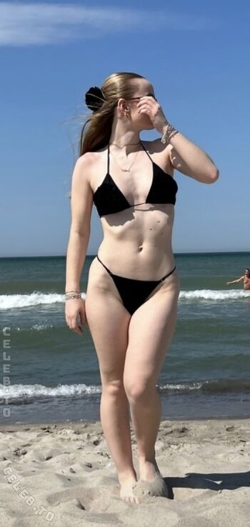 Leaked Carla zombek private photo viral onlyfans
