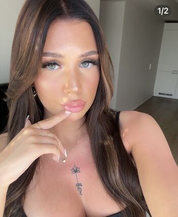 Leaked Carlaawa private photo viral onlyfans