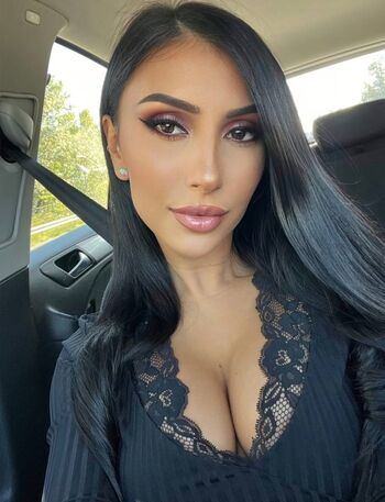 Leaked Carlinaa nascimento private photo viral onlyfans
