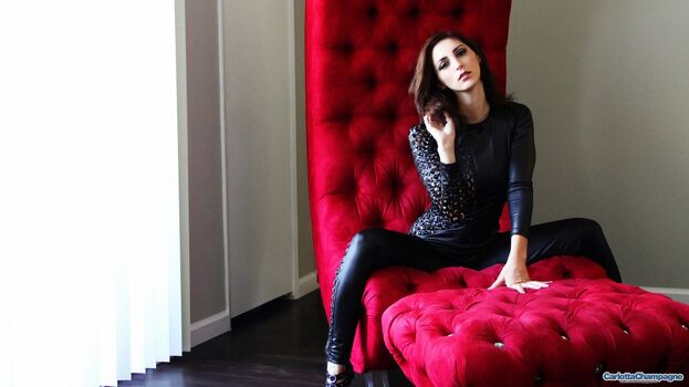 Carlotta Champagne