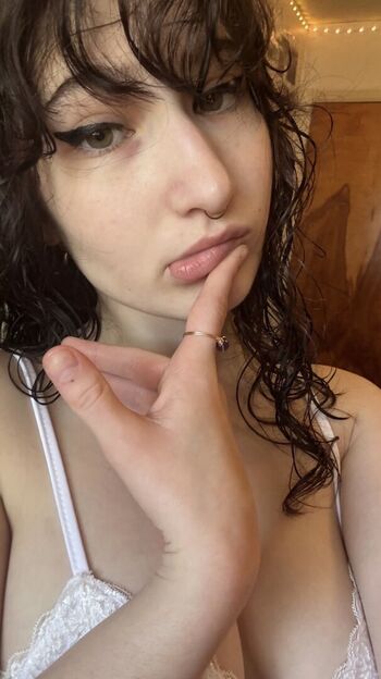 Leaked Carly mariss private photo viral onlyfans