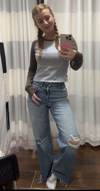 Leaked Carmela private photo viral onlyfans