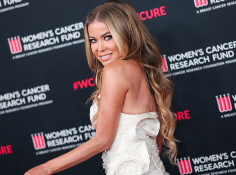 Carmen Electra
