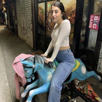 Leaked Caroline cianci private photo viral onlyfans