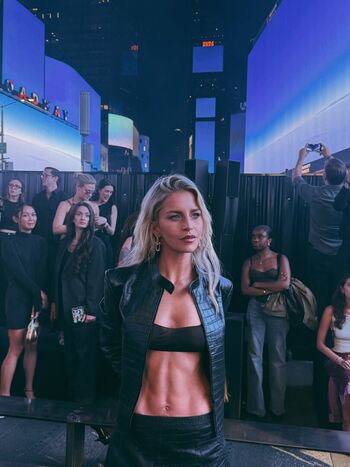 Leaked Caroline daur private photo viral onlyfans