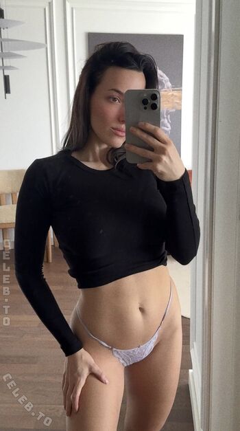 Leaked Caroline ellin private photo viral onlyfans