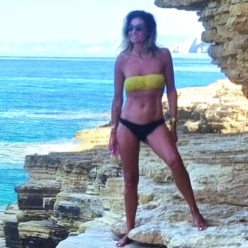 Leaked Caroline ithurbide private photo viral onlyfans