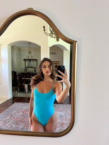 Leaked Carolinefbyron page private photo viral onlyfans