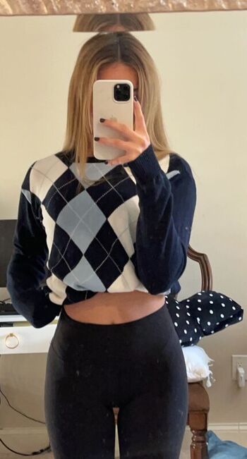 Leaked Carolinefbyron private photo viral onlyfans