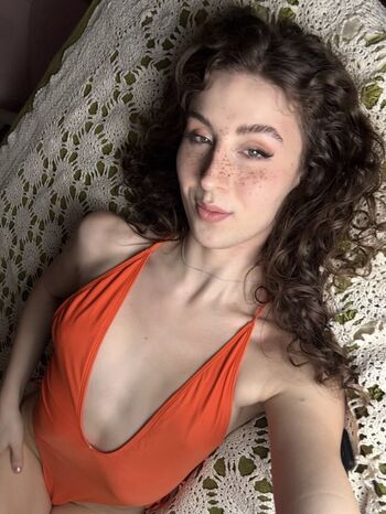 Leaked Carriemadsin private photo viral onlyfans