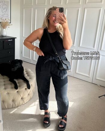 Leaked Carys whittaker page private photo viral onlyfans