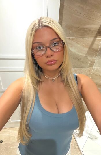 Leaked Casey archibald private photo viral onlyfans