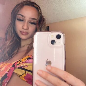 Leaked Cashoutbarbiee private photo viral onlyfans