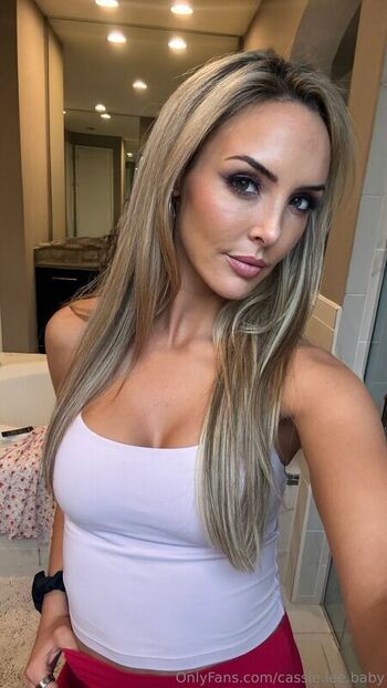 Cassie Lee