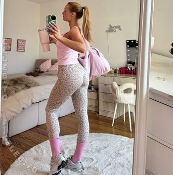 Leaked Cassy cassau private photo viral onlyfans