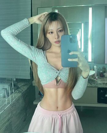 Leaked Cathrynli private photo viral onlyfans
