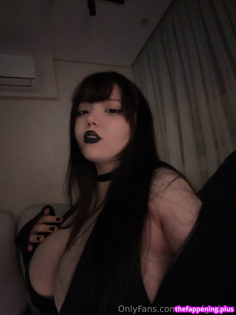 Cclowniac / Ceoofgothicc Фото оголеного OnlyFans #62