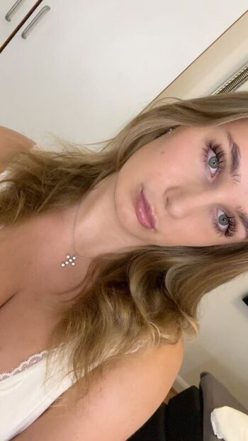 Leaked Cecilie hoyer private photo viral onlyfans