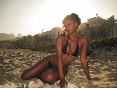Leaked Ceclia chancez private photo viral onlyfans