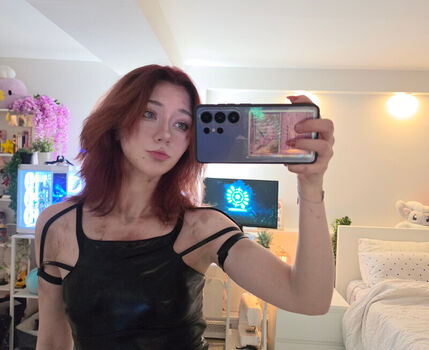 Leaked Celebi cos page private photo viral onlyfans