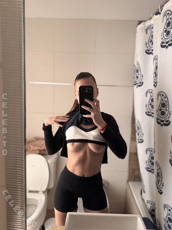 Leaked Celinaslittlefantasy private photo viral onlyfans
