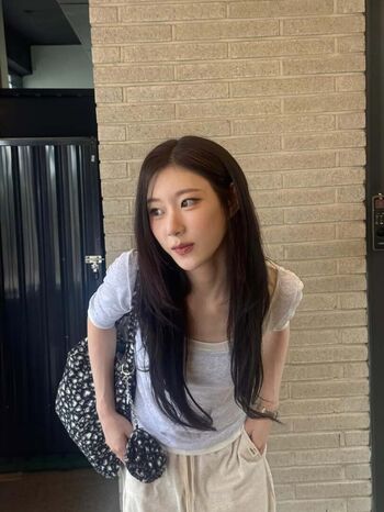 Leaked Chaeryeong private photo viral onlyfans