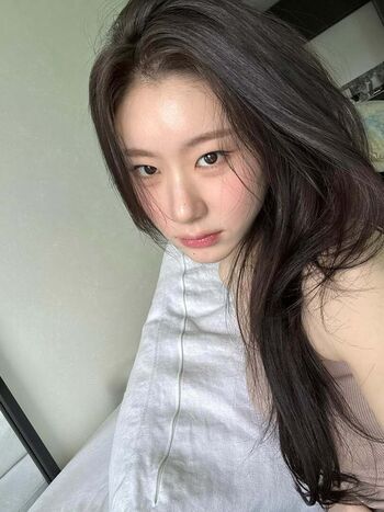 Leaked Chaeryeong private photo viral onlyfans