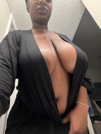 Leaked Champayn e private photo viral onlyfans