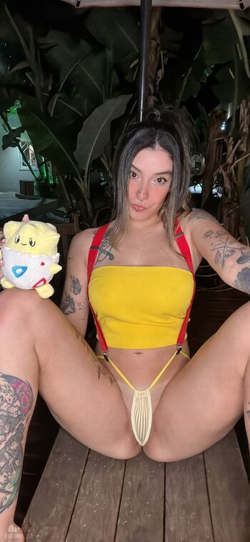 Chanel Hot