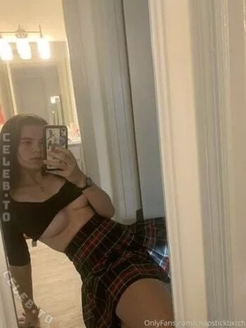 Leaked Chapstickbxtch page private photo viral onlyfans
