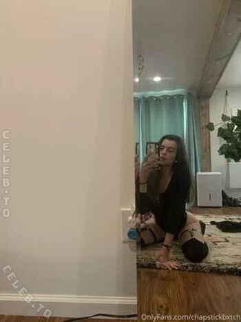 Leaked Chapstickbxtch page private photo viral onlyfans