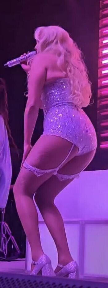 Charity Eden / Taylor Swift Impersonator