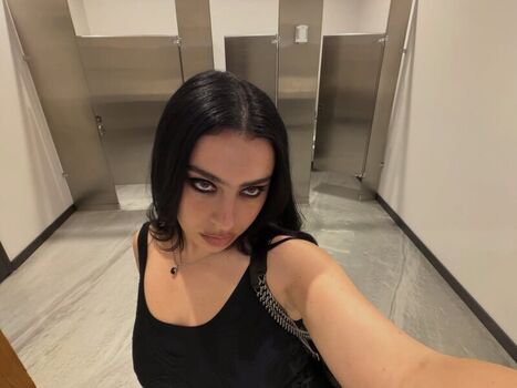 Charli XCX