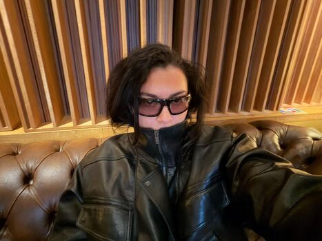 Leaked Charli xcx page private photo viral onlyfans