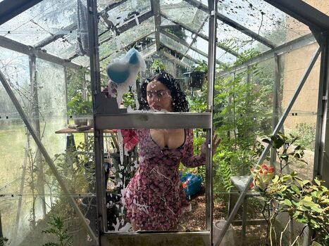 Charli XCX
