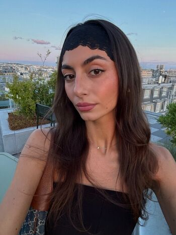 Leaked Charlotte berry private photo viral onlyfans