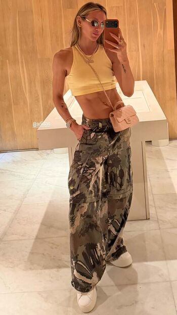 Leaked Charlotte flair page private photo viral onlyfans