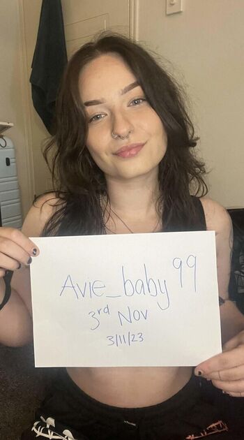 cheekyavie