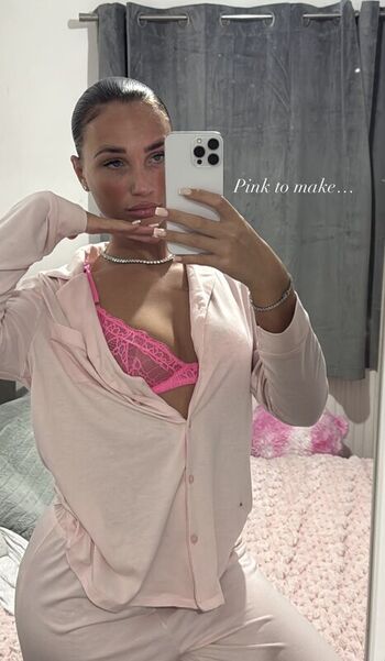 Leaked Chelsbxx private photo viral onlyfans