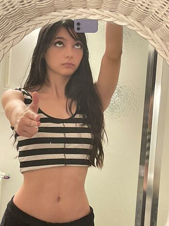 Leaked Chelseayea private photo viral onlyfans