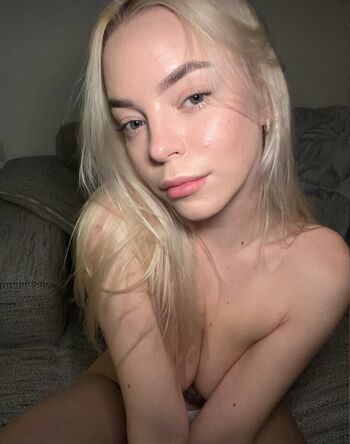 Leaked Cherryaura private photo viral onlyfans