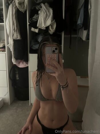 Leaked Cherryvamprx private photo viral onlyfans